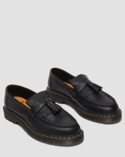 Adrian Ambassador Leather -tupsuloaferit in Musta