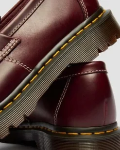 Adrian Orleans Leather Tassel -loaferit in Kirsikanpunainen