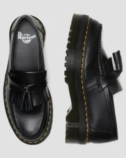 Adrian Quad Leather Platform Tassle -loaferit in Musta