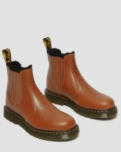2976 DM's Wintergrip Chelsea -Bootsit in Ruskea