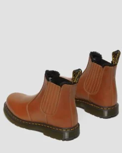 2976 DM's Wintergrip Chelsea -Bootsit in Ruskea