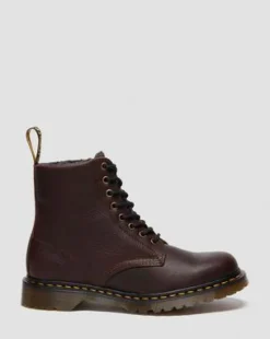 1460 Fleece Lined Grizzly Leather Boots in Tummanruskea