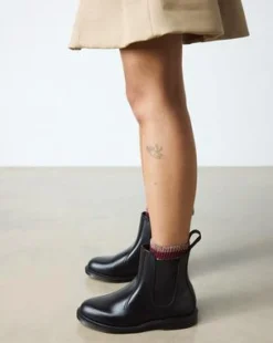Flora Smooth Leather Chelsea-nilkkurit in Musta