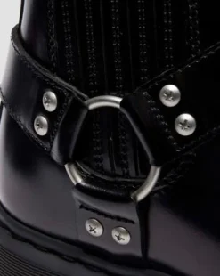 2976 HARNESS -ANILIININAHKAISET CHELSEA-SAAPPAAT in Musta