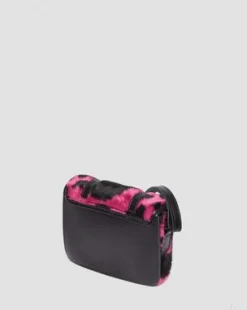 7 Inch Hair-On Cow Print Crossbody -laukut in Thrift Pink