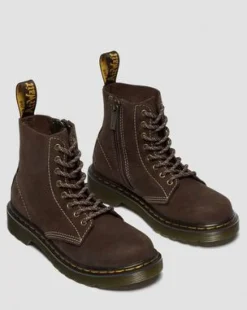 Junior 1460 Tumbled Nubuck -maiharit in Tummanruskea