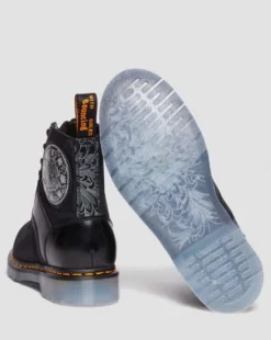 1460 King Nerd Leather Boots in Musta