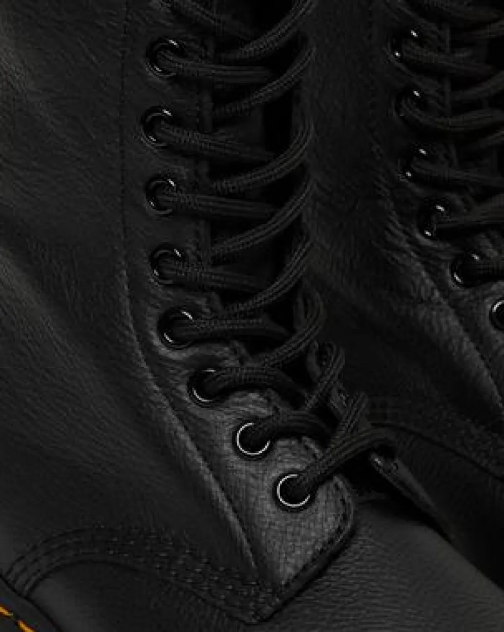 Korkeavartiset 1490 Virginia Leather High -maiharit in Musta