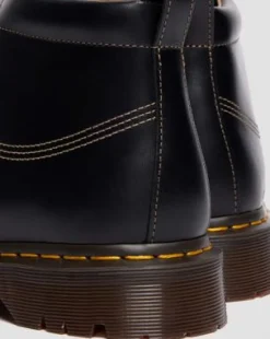 Lowell Chukka Moc Toe Leather -nilkkurit in Musta