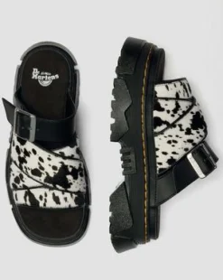 Mattison Slide Dalmatian Hair On Leather -sandaalit in Kerma & Musta