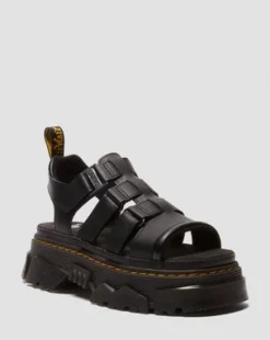 Mattison 3 Strap -sandaalit in Musta