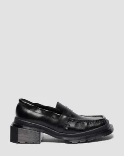 MAYBOLE SQUARE TOE RUCHED NAHKA-LOAFERIT in Musta