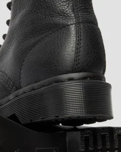1460 Pascal Mono Lace Up Boots in Musta