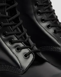 1490 Smooth Leather High Lace Up -maiharit in Musta