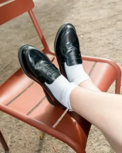 Temara Polished Smooth -kiiltävänahkaiset loaferit in Musta