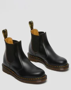 2976 Vintage Made in England Chelsea -bootsit in Musta