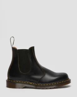 2976 Vintage Made in England Chelsea -bootsit in Musta