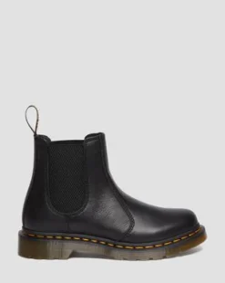 2976 Virginia Leather Chelsea -nilkkurit in Musta